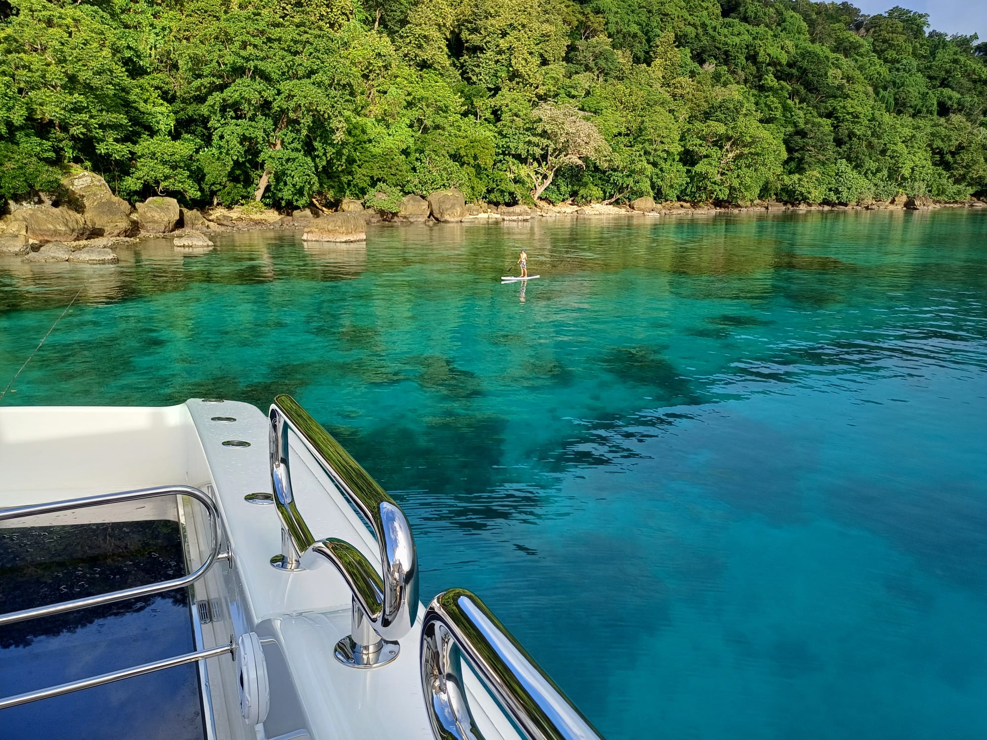 private yacht charter fiji